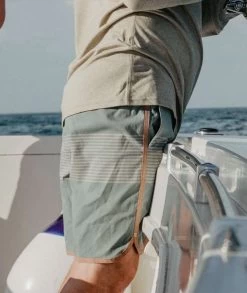 Jetty Sandbar Hybrid Boardshorts -Wild Fishing Shop jetty sandbar hybrid boardshorts 08305.1651415438